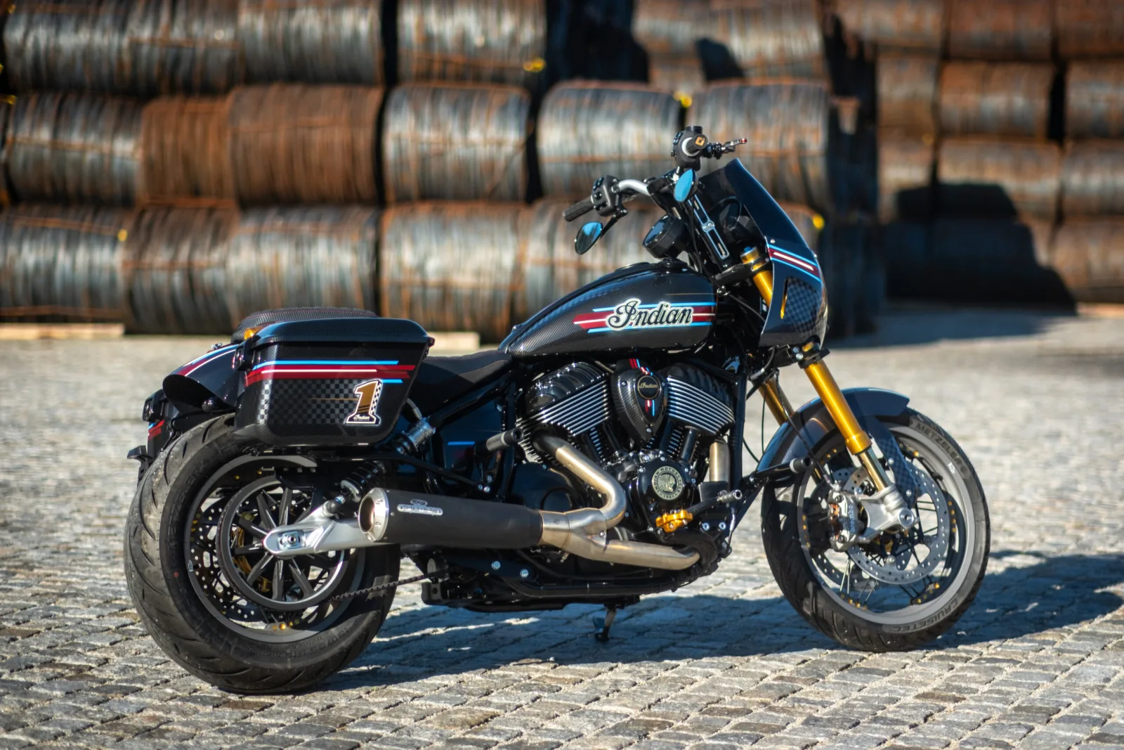 Indian Motorcycle na Salon Du 2 Roues představil vítěze custom soutěže „First 6“ Sport Chief RT