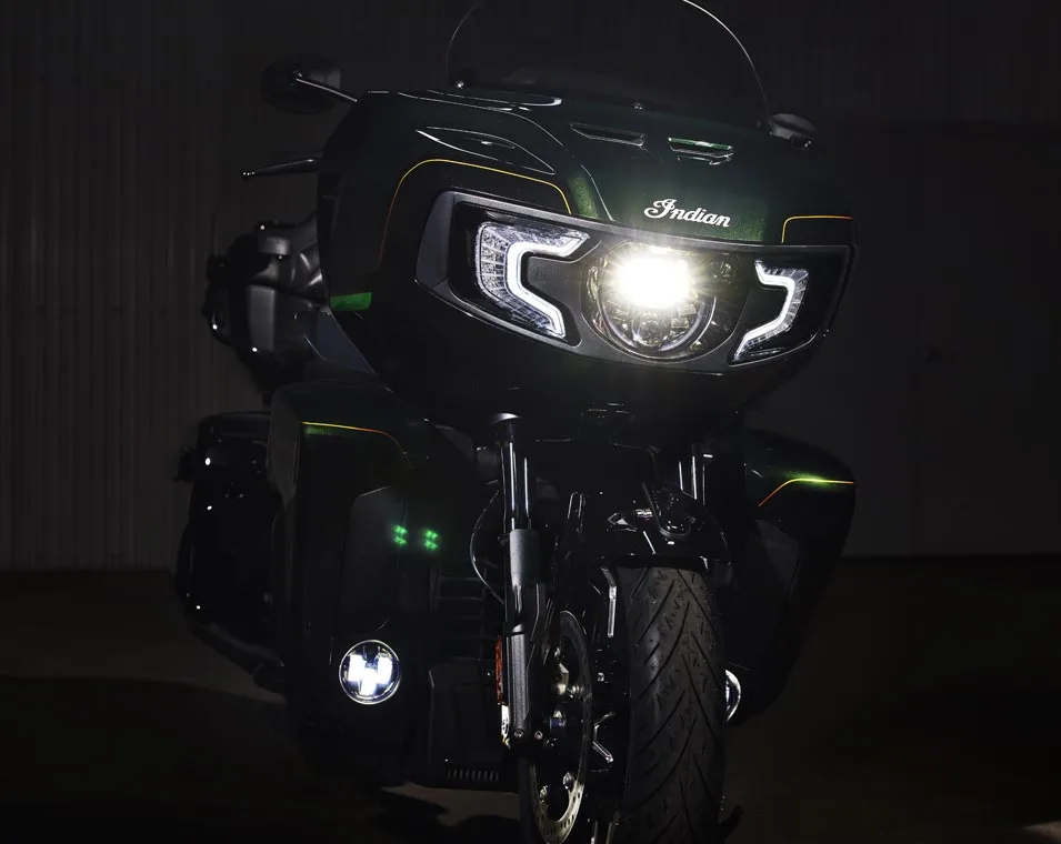ADAPTIVNÍ SVĚTLOMET PATHFINDER